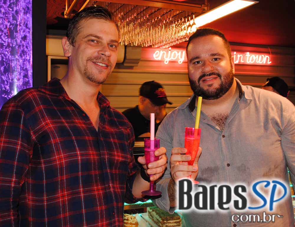 Doceria The Sweet Bubbles inaugurou quarta-feira no Itaim Bibi Doceria The Sweet Bubbles inaugurou quarta-feira no Itaim Bibi