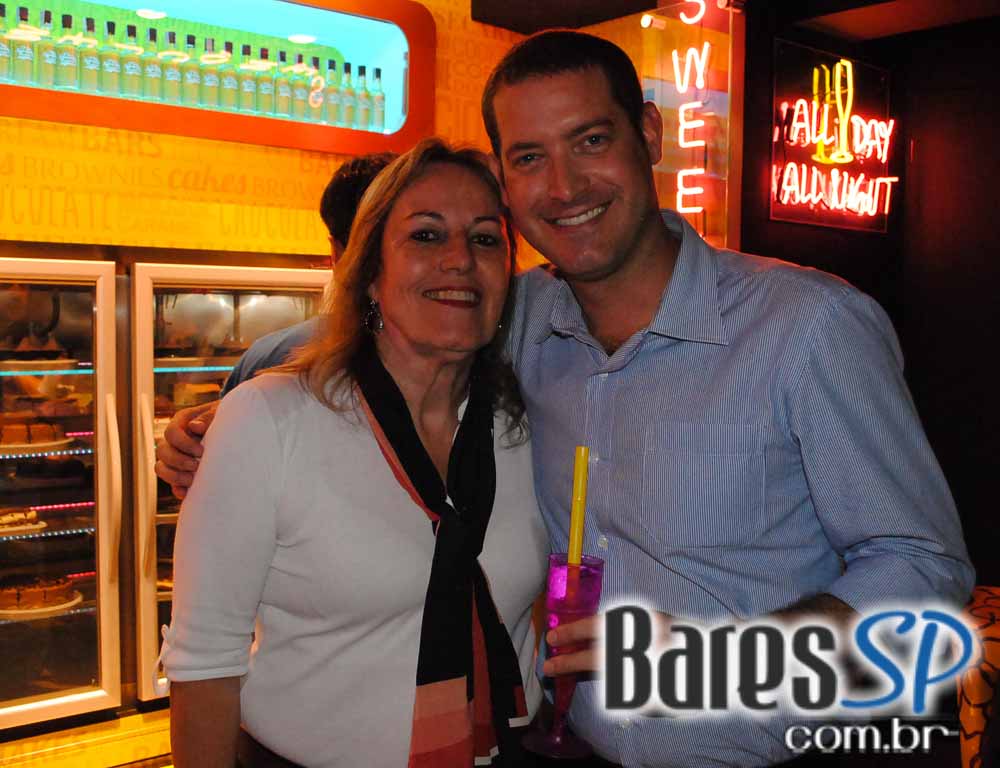 Doceria The Sweet Bubbles inaugurou quarta-feira no Itaim Bibi Doceria The Sweet Bubbles inaugurou quarta-feira no Itaim Bibi