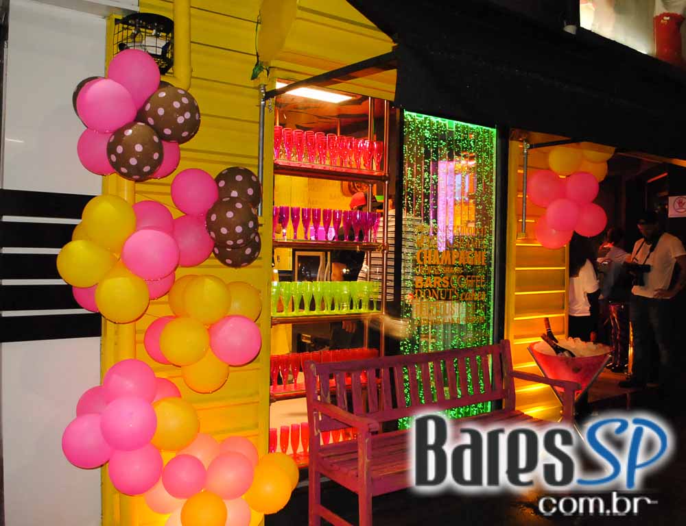 Doceria The Sweet Bubbles inaugurou quarta-feira no Itaim Bibi Doceria The Sweet Bubbles inaugurou quarta-feira no Itaim Bibi