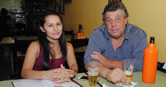 Distinta Freguesia ofereceu happy hour com porções variadas, cerveja e drinks no cardápio - Unisal