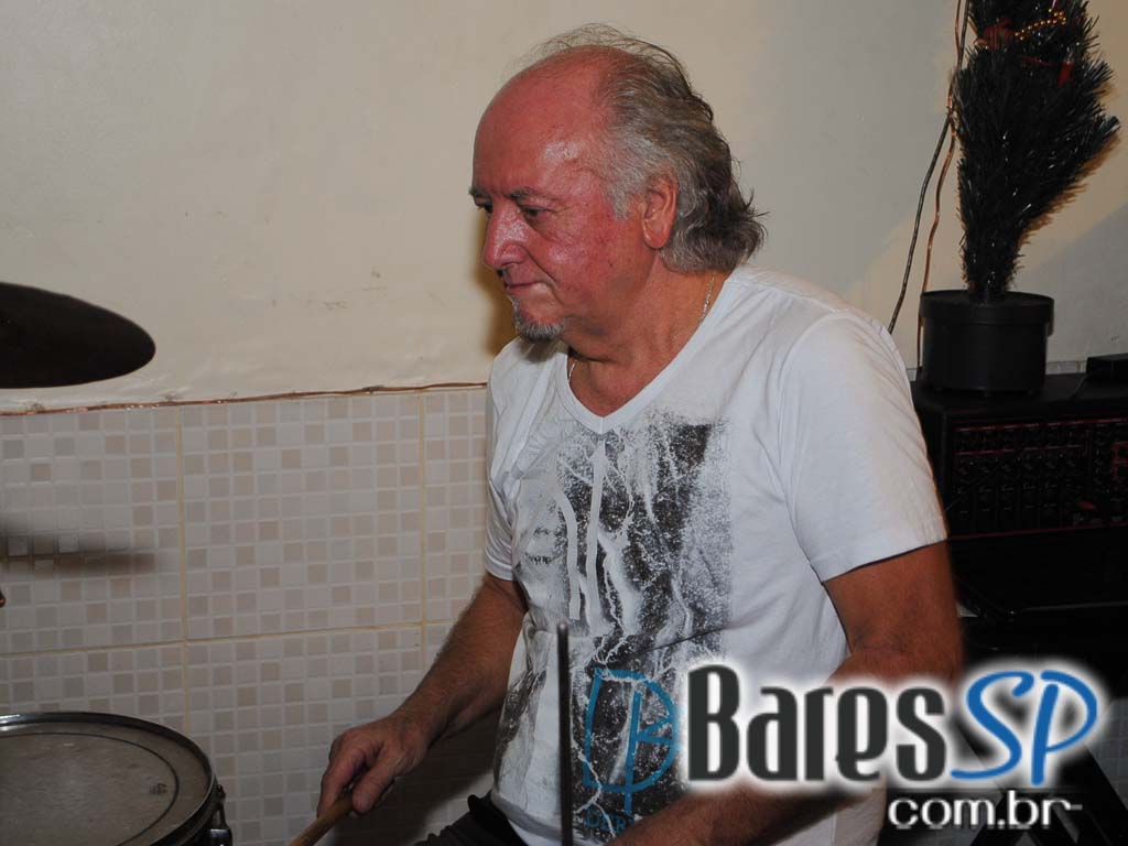 Happy Hour animou O Alemão Bar com cerveja gelada - Unisal Happy Hour animou O Alemão Bar com cerveja gelada - Unisal