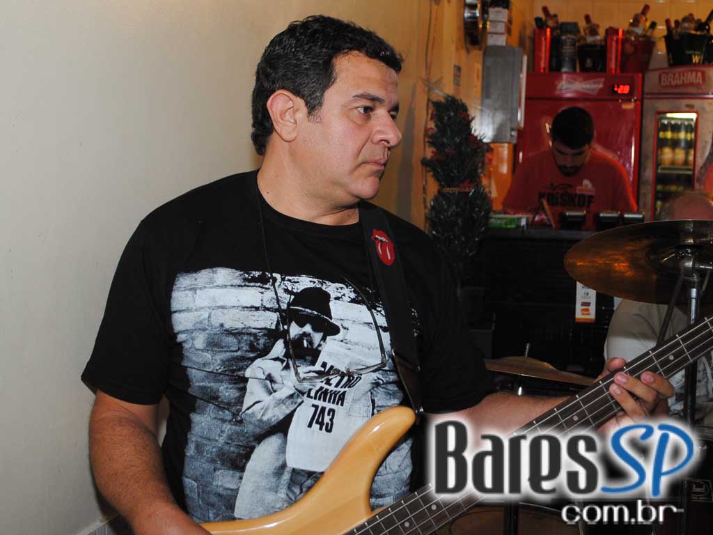 Happy Hour animou O Alemão Bar com cerveja gelada - Unisal Happy Hour animou O Alemão Bar com cerveja gelada - Unisal