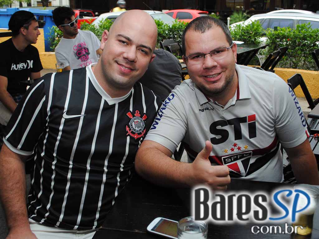 Loirão Bar ofereceu um cardápio variado de petiscos e drinks no fim de semana - Unisal Loirão Bar ofereceu um cardápio variado de petiscos e drinks no fim de semana - Unisal