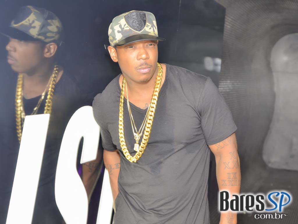 Rapper internacional Ja Rule se apresentou nesta sexta-feira no Club Disco Rapper internacional Ja Rule se apresentou nesta sexta-feira no Club Disco