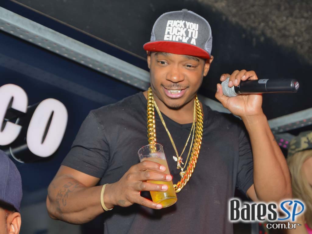 Rapper internacional Ja Rule se apresentou nesta sexta-feira no Club Disco Rapper internacional Ja Rule se apresentou nesta sexta-feira no Club Disco