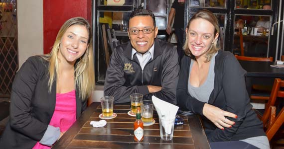 Happy hour divertido e animado aconteceu no bar Dedo de Moça do Campo Belo