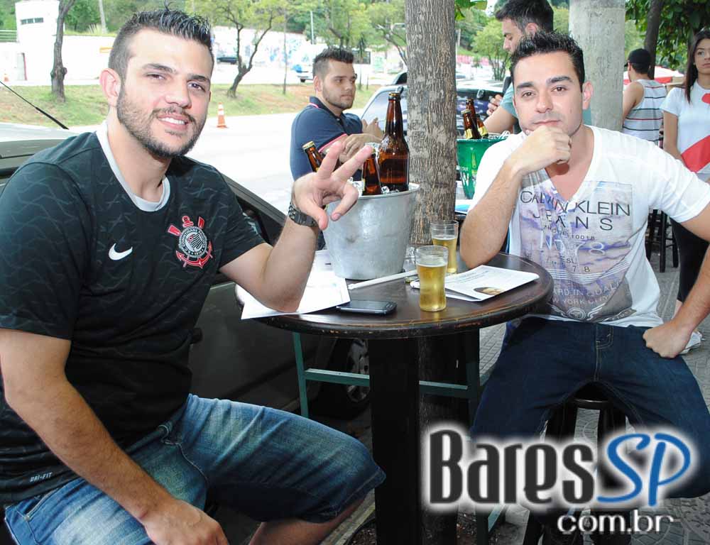 Loirassa Bar transmitiu os jogos da rodada com cerveja gelada - Unisal Loirassa Bar transmitiu os jogos da rodada com cerveja gelada - Unisal
