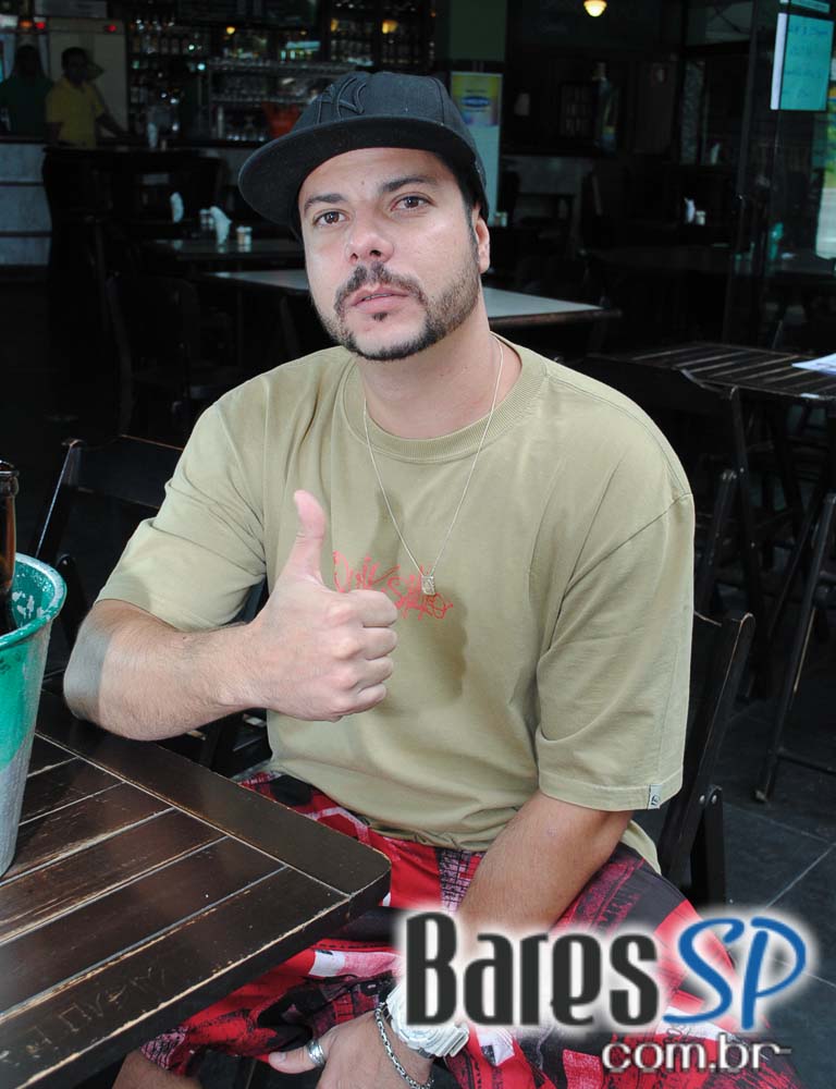 Loirassa Bar transmitiu os jogos da rodada com cerveja gelada - Unisal Loirassa Bar transmitiu os jogos da rodada com cerveja gelada - Unisal