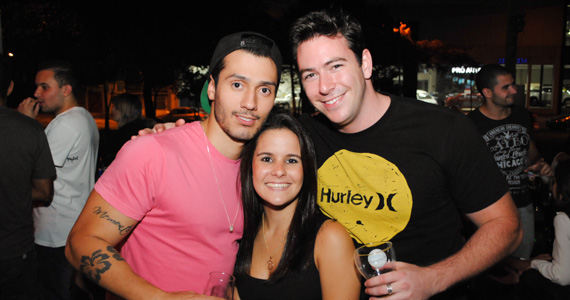 Santa Avenida ofereceu feijoada e música ao vivo neste sábado - Unisal