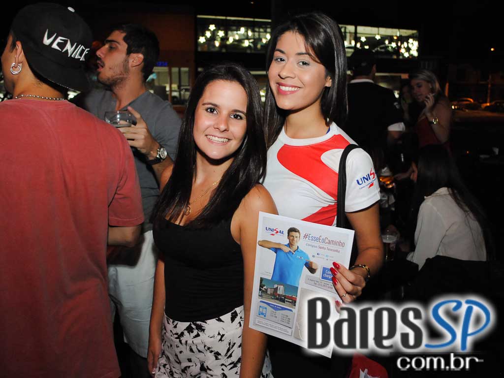 Santa Avenida ofereceu feijoada e música ao vivo neste sábado - Unisal Santa Avenida ofereceu feijoada e música ao vivo neste sábado - Unisal