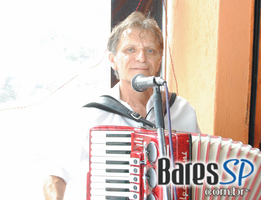 Nação Nordestina ofereceu cardápio variado e mais de 100 rótulos de cachaças - Unisal Nação Nordestina ofereceu cardápio variado e mais de 100 rótulos de cachaças - Unisal