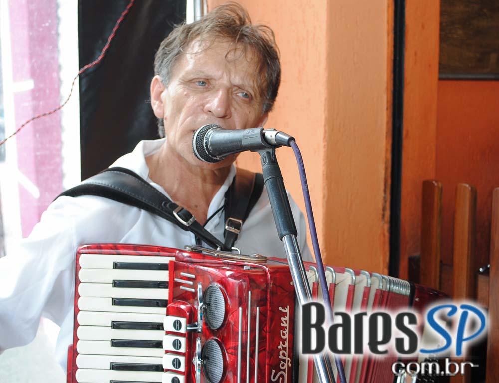 Nação Nordestina ofereceu cardápio variado e mais de 100 rótulos de cachaças - Unisal Nação Nordestina ofereceu cardápio variado e mais de 100 rótulos de cachaças - Unisal