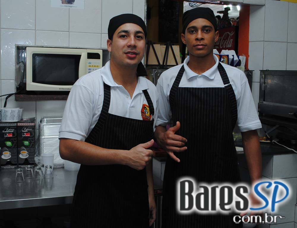 Nação Nordestina ofereceu cardápio variado e mais de 100 rótulos de cachaças - Unisal Nação Nordestina ofereceu cardápio variado e mais de 100 rótulos de cachaças - Unisal