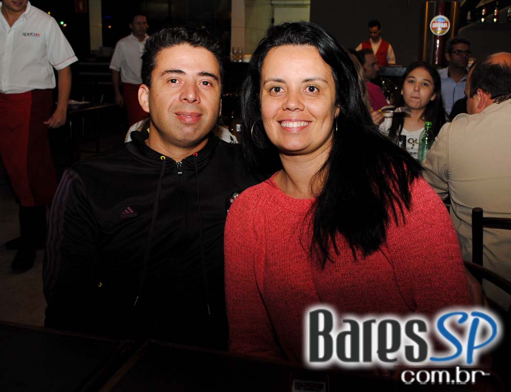 Spetoo Assados Especiais ofereceu variedades de espetinhos na zona Norte - Unisal Spetoo Assados Especiais ofereceu variedades de espetinhos na zona Norte - Unisal