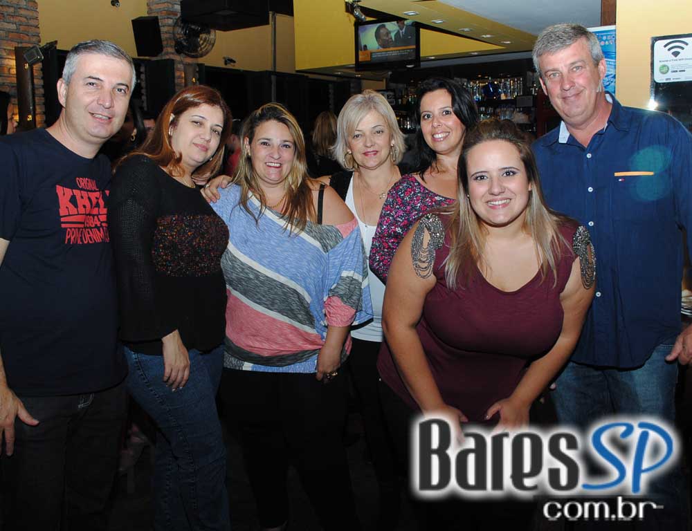 Grupo Amizade Verdadeira e Wesley & Lucas se apresentaram sexta-feira no Adega Original - Unisal Grupo Amizade Verdadeira e Wesley & Lucas se apresentaram sexta-feira no Adega Original - Unisal