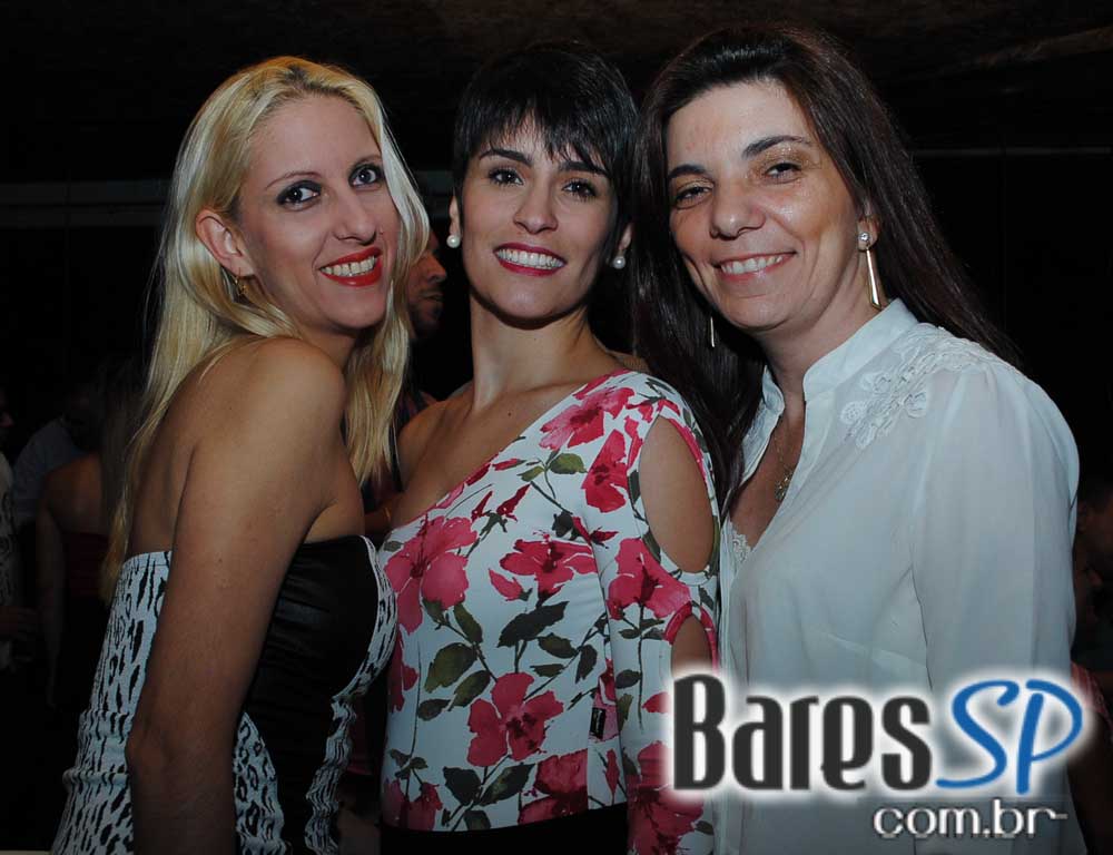 Grupo Amizade Verdadeira e Wesley & Lucas se apresentaram sexta-feira no Adega Original - Unisal Grupo Amizade Verdadeira e Wesley & Lucas se apresentaram sexta-feira no Adega Original - Unisal