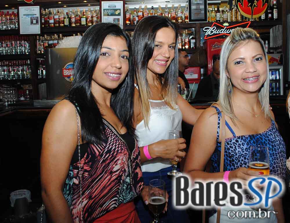 Grupo Amizade Verdadeira e Wesley & Lucas se apresentaram sexta-feira no Adega Original - Unisal Grupo Amizade Verdadeira e Wesley & Lucas se apresentaram sexta-feira no Adega Original - Unisal