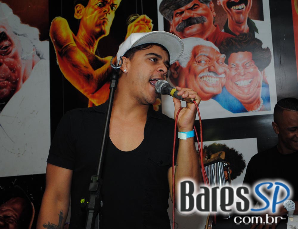 Grupo Amizade Verdadeira e Wesley & Lucas se apresentaram sexta-feira no Adega Original - Unisal Grupo Amizade Verdadeira e Wesley & Lucas se apresentaram sexta-feira no Adega Original - Unisal