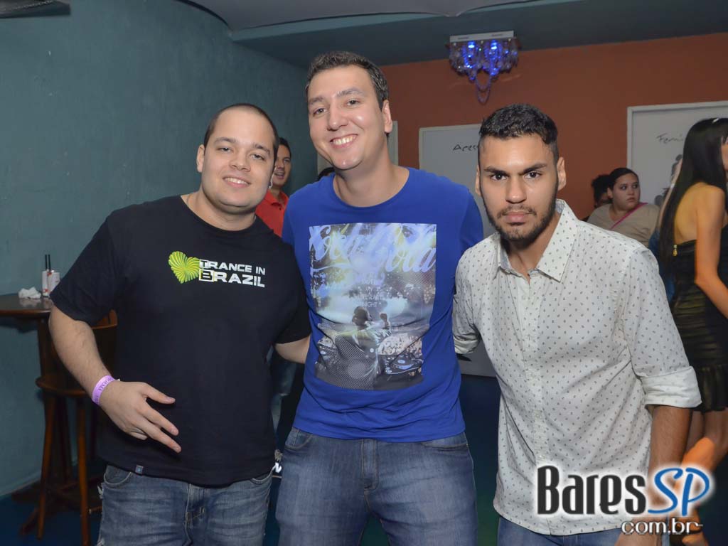 Sonora Eletronic Festival com DJ Dimy Soler aconteceu na sexta-feira no Sr. Balthazar Sonora Eletronic Festival com DJ Dimy Soler aconteceu na sexta-feira no Sr. Balthazar