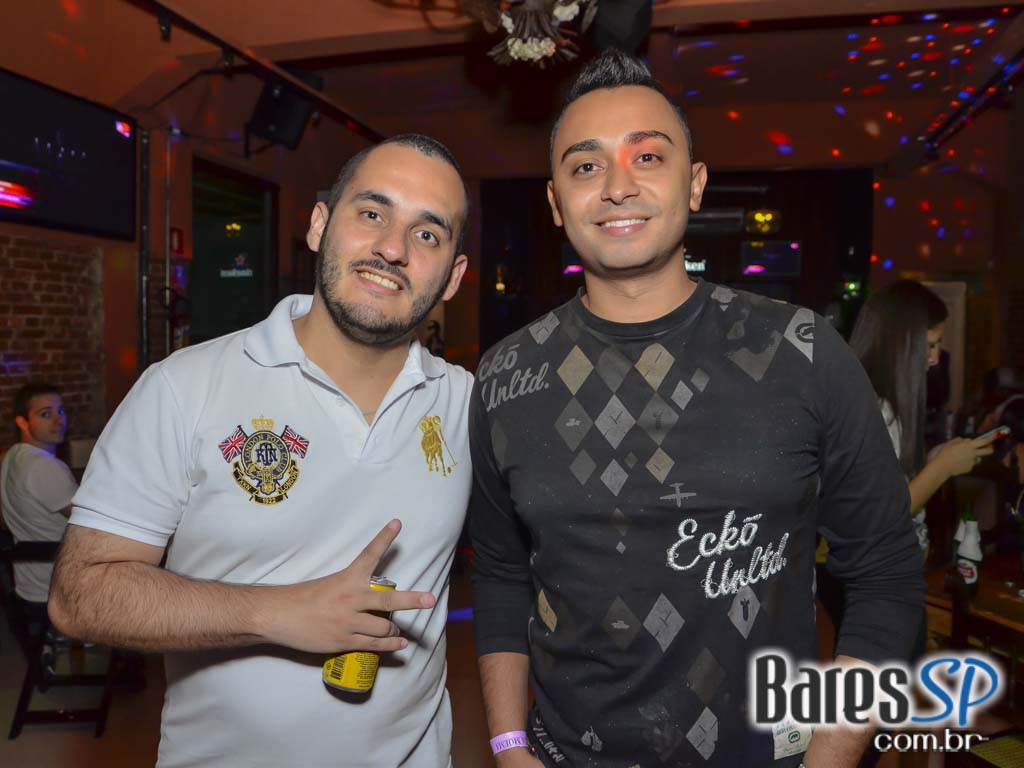 Sonora Eletronic Festival com DJ Dimy Soler aconteceu na sexta-feira no Sr. Balthazar Sonora Eletronic Festival com DJ Dimy Soler aconteceu na sexta-feira no Sr. Balthazar