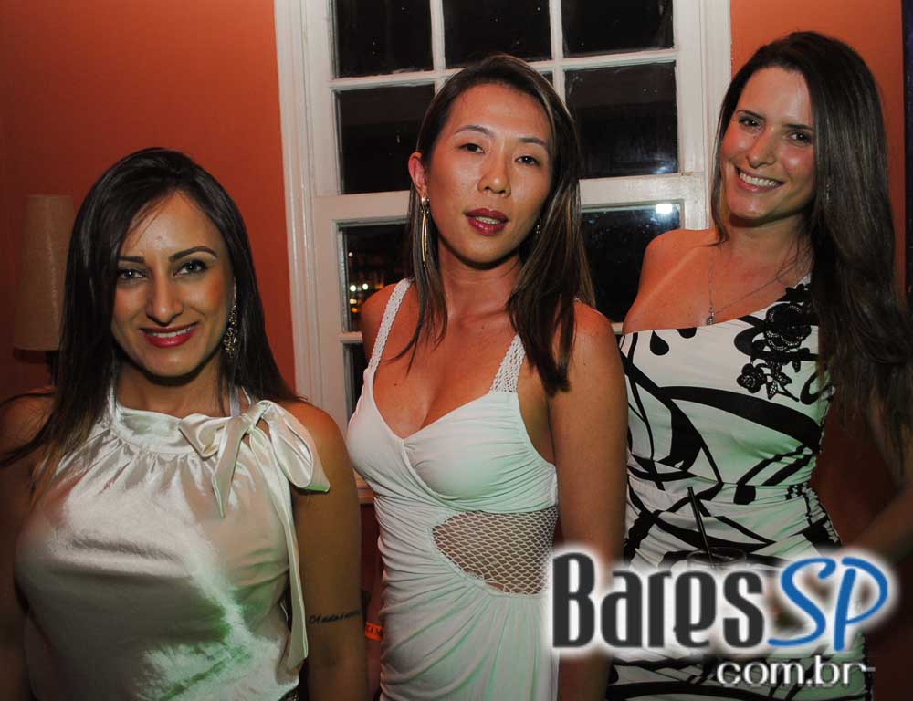 Festa Gold Bubbles com DJs convidados animou o sábado do Sr. Balthazar Festa Gold Bubbles com DJs convidados animou o sábado do Sr. Balthazar