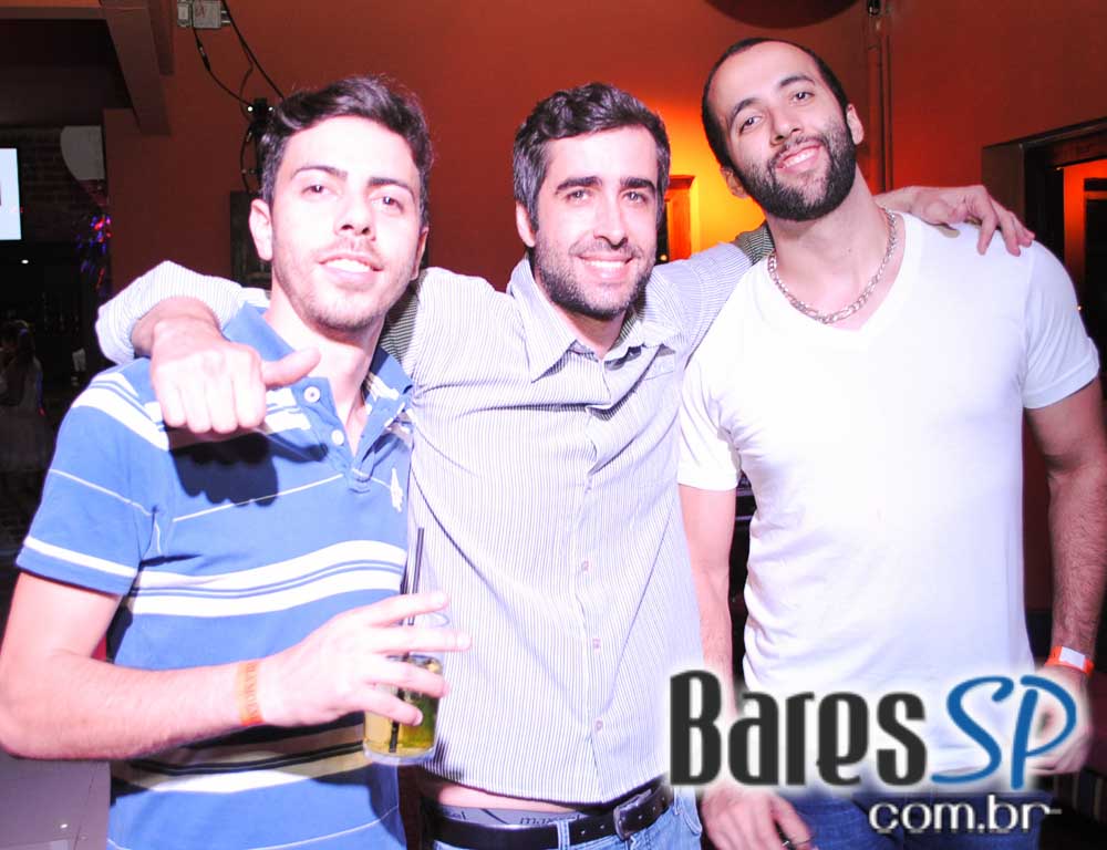 Festa Gold Bubbles com DJs convidados animou o sábado do Sr. Balthazar Festa Gold Bubbles com DJs convidados animou o sábado do Sr. Balthazar