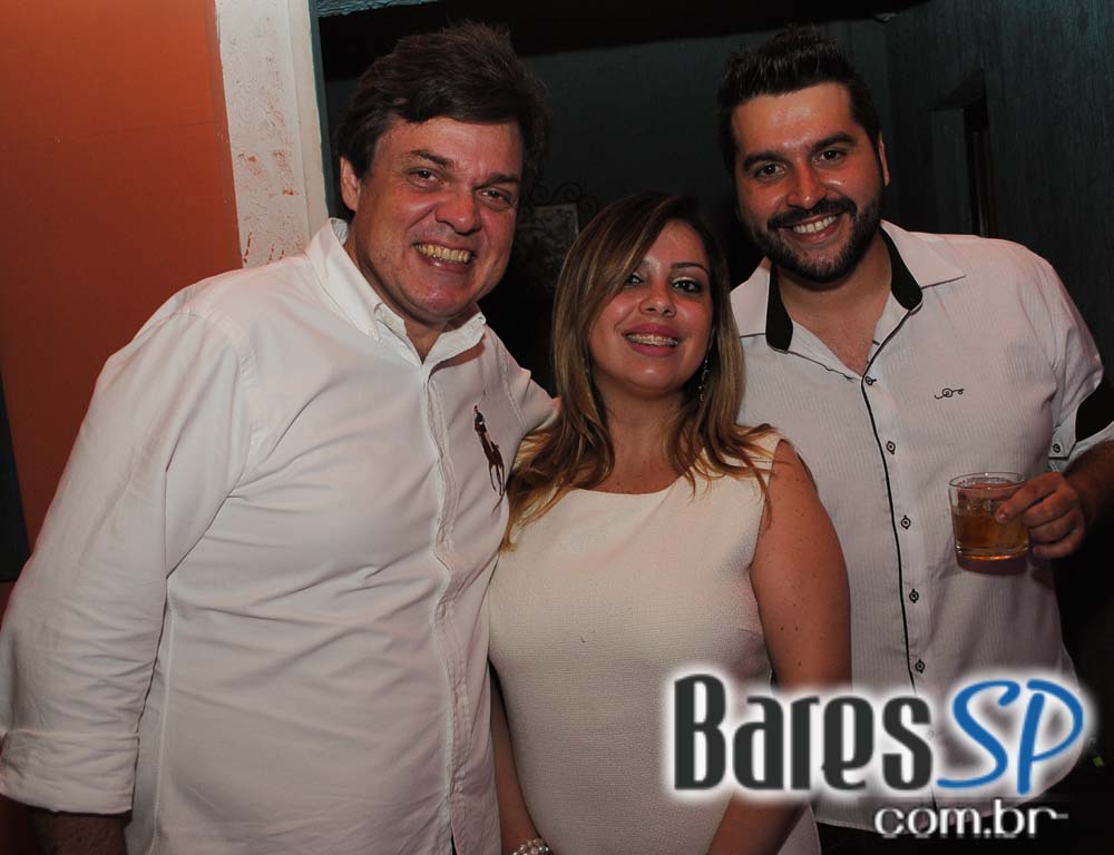 Festa Gold Bubbles com DJs convidados animou o sábado do Sr. Balthazar Festa Gold Bubbles com DJs convidados animou o sábado do Sr. Balthazar