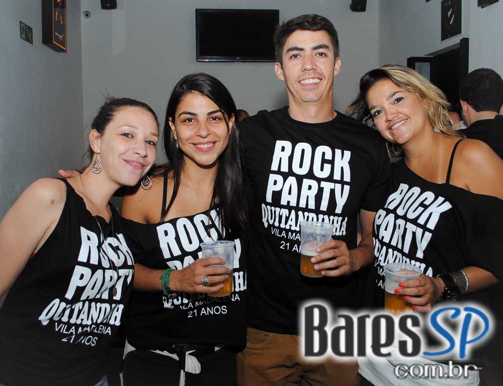 Bar Quitandinha comemorou 21 anos com Rock Party no sábado Bar Quitandinha comemorou 21 anos com Rock Party no sábado