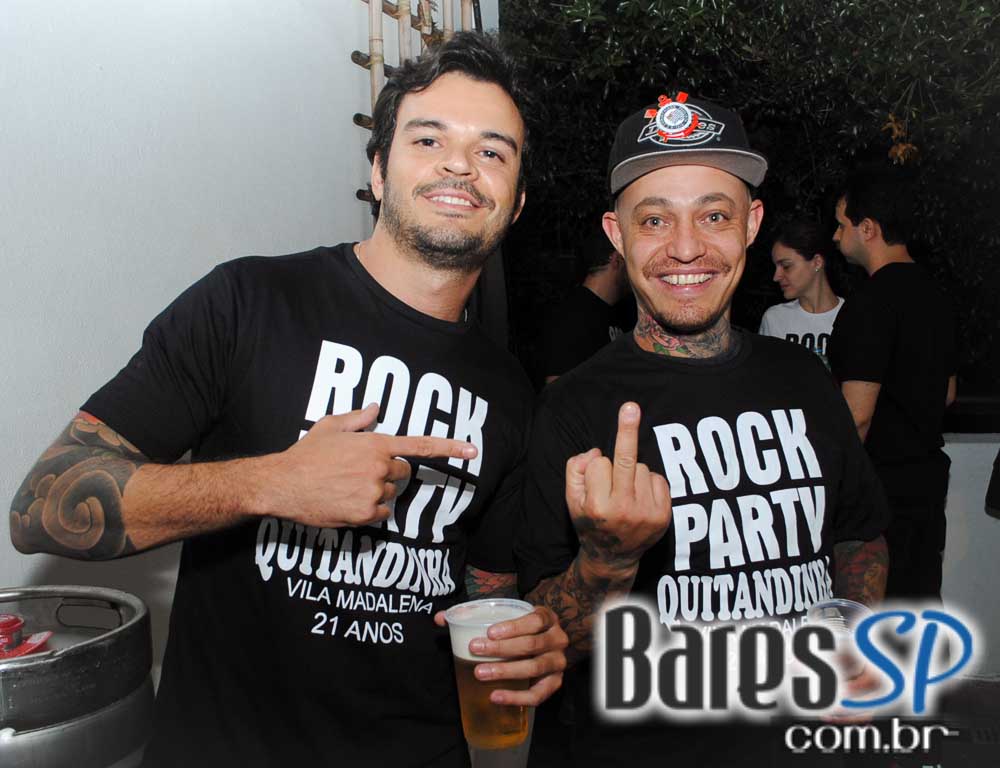 Bar Quitandinha comemorou 21 anos com Rock Party no sábado Bar Quitandinha comemorou 21 anos com Rock Party no sábado