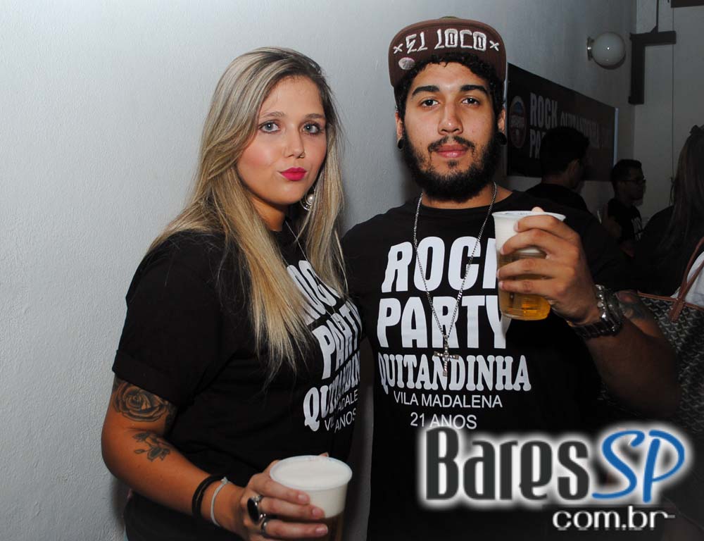 Bar Quitandinha comemorou 21 anos com Rock Party no sábado Bar Quitandinha comemorou 21 anos com Rock Party no sábado