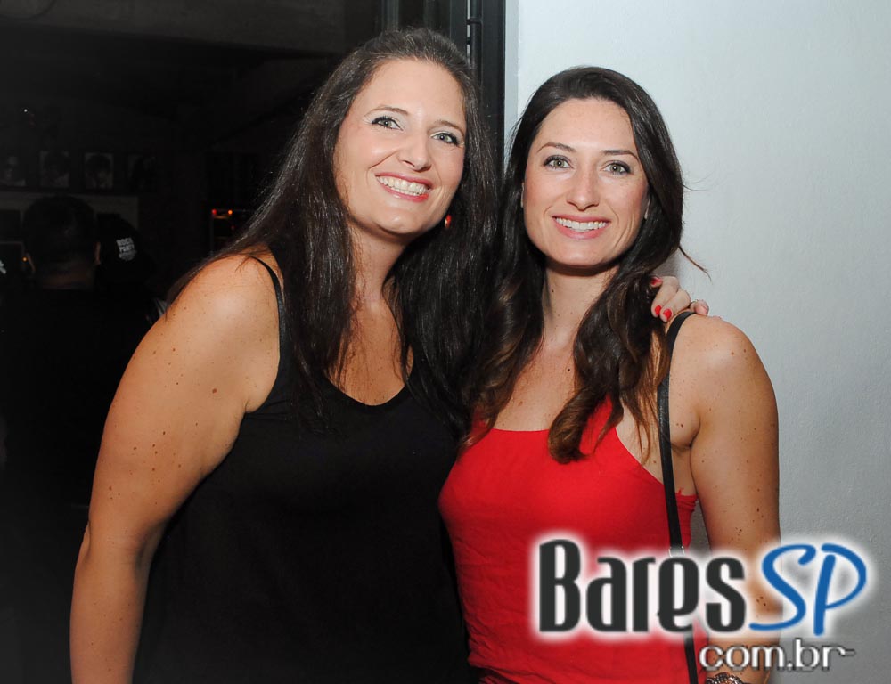 Bar Quitandinha comemorou 21 anos com Rock Party no sábado Bar Quitandinha comemorou 21 anos com Rock Party no sábado