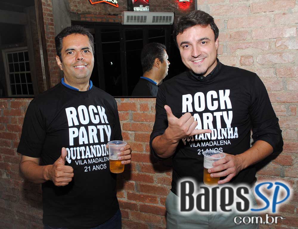 Bar Quitandinha comemorou 21 anos com Rock Party no sábado Bar Quitandinha comemorou 21 anos com Rock Party no sábado