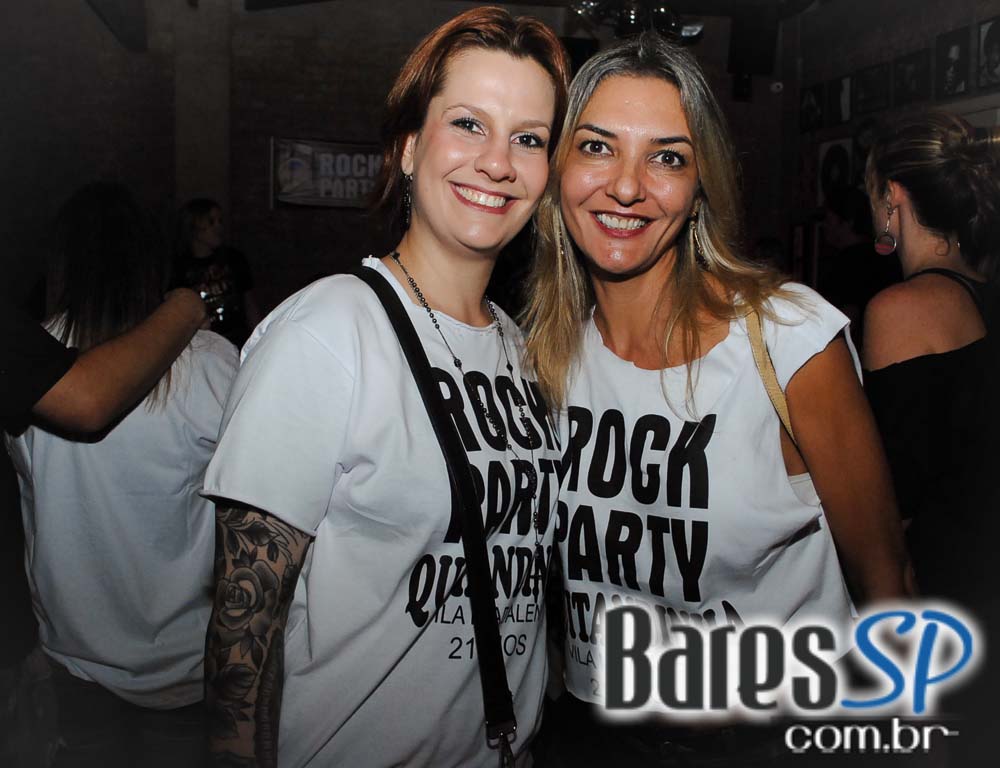 Bar Quitandinha comemorou 21 anos com Rock Party no sábado Bar Quitandinha comemorou 21 anos com Rock Party no sábado