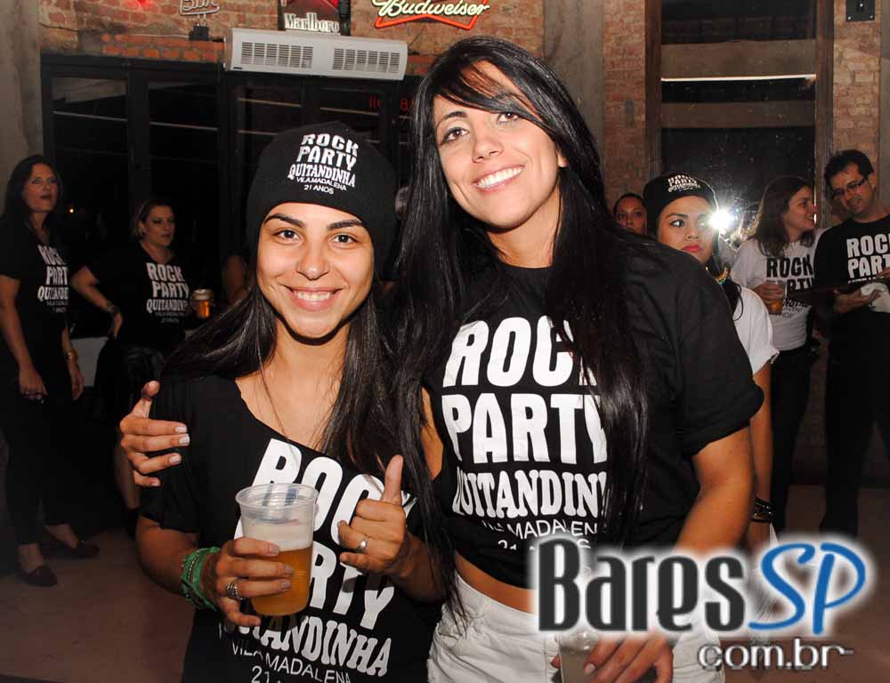 Bar Quitandinha comemorou 21 anos com Rock Party no sábado Bar Quitandinha comemorou 21 anos com Rock Party no sábado