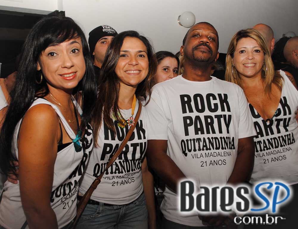 Bar Quitandinha comemorou 21 anos com Rock Party no sábado Bar Quitandinha comemorou 21 anos com Rock Party no sábado