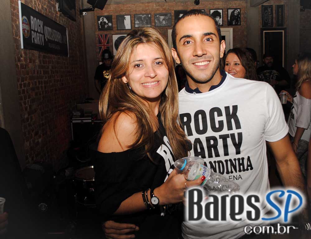 Bar Quitandinha comemorou 21 anos com Rock Party no sábado Bar Quitandinha comemorou 21 anos com Rock Party no sábado