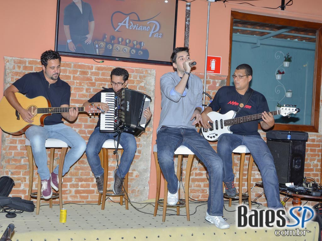 Almoço sertanejo com Adriano Paz e DJ Nilson de Rossi domingo no Sr. Balthazar Almoço sertanejo com Adriano Paz e DJ Nilson de Rossi domingo no Sr. Balthazar