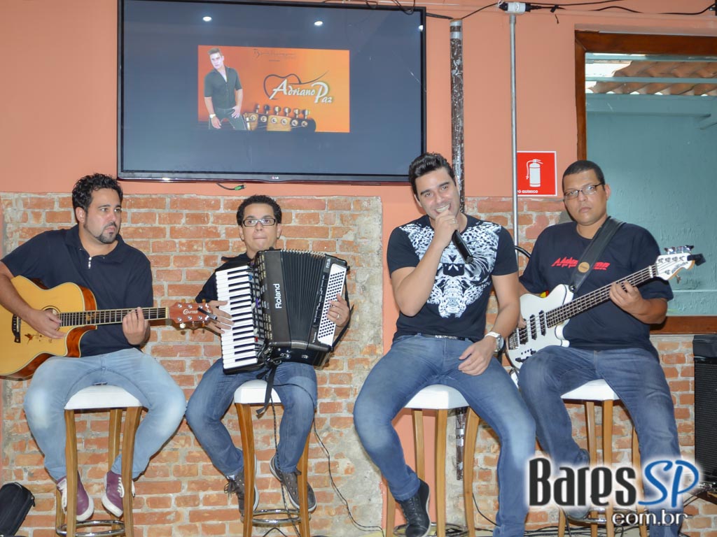 Almoço sertanejo com Adriano Paz e DJ Nilson de Rossi domingo no Sr. Balthazar Almoço sertanejo com Adriano Paz e DJ Nilson de Rossi domingo no Sr. Balthazar