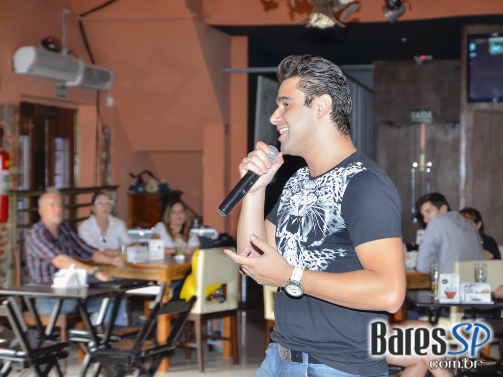 Almoço sertanejo com Adriano Paz e DJ Nilson de Rossi domingo no Sr. Balthazar Almoço sertanejo com Adriano Paz e DJ Nilson de Rossi domingo no Sr. Balthazar