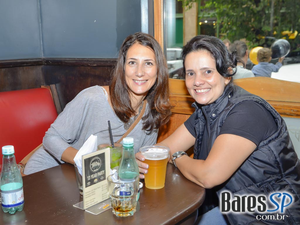 All Black comemorou 13 anos com bandas de rock e chope Heineken no domingo All Black comemorou 13 anos com bandas de rock e chope Heineken no domingo