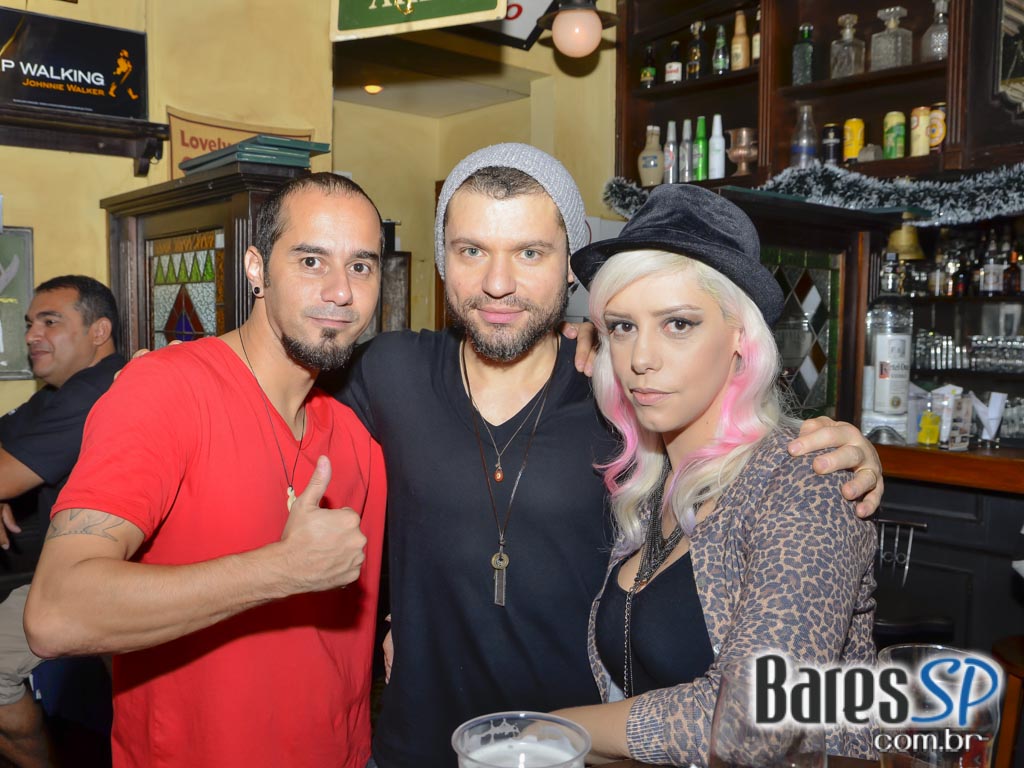 All Black comemorou 13 anos com bandas de rock e chope Heineken no domingo All Black comemorou 13 anos com bandas de rock e chope Heineken no domingo