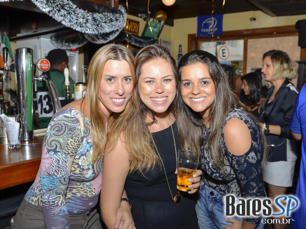 All Black comemorou 13 anos com bandas de rock e chope Heineken no domingo All Black comemorou 13 anos com bandas de rock e chope Heineken no domingo