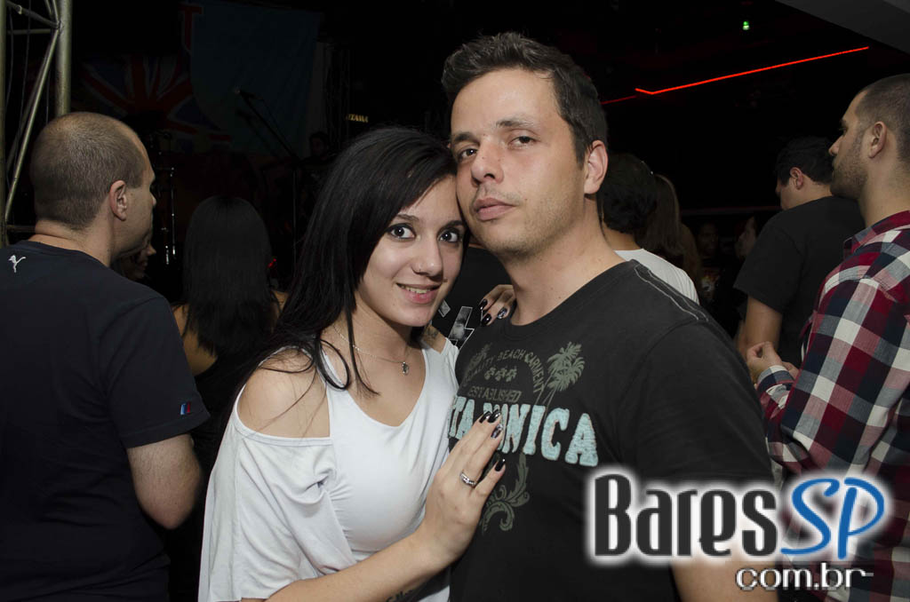 Banda cover de Iron Maiden comandou a noite de sábado no Manifesto Bar Banda cover de Iron Maiden comandou a noite de sábado no Manifesto Bar