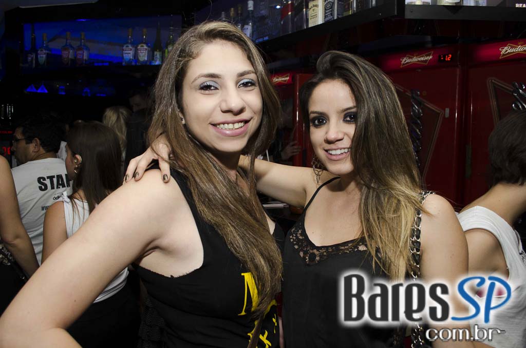 Banda cover de Iron Maiden comandou a noite de sábado no Manifesto Bar Banda cover de Iron Maiden comandou a noite de sábado no Manifesto Bar