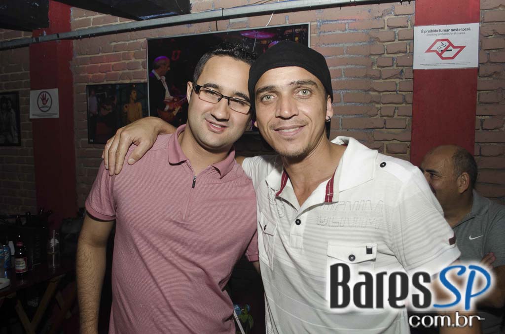 Jack Vartanian se apresentou no palco do B Music Bar em Pinheiros Jack Vartanian se apresentou no palco do B Music Bar em Pinheiros