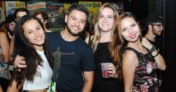 Festa College especial Férias em Acapulco com DJs convidados na balada Blitz Haus