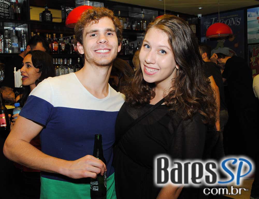 Festa College especial Férias em Acapulco com DJs convidados na balada Blitz Haus Festa College especial Férias em Acapulco com DJs convidados na balada Blitz Haus