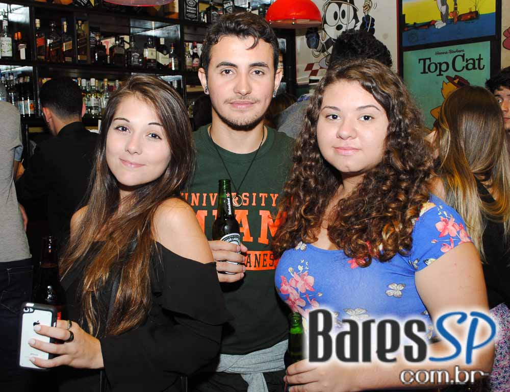 Festa College especial Férias em Acapulco com DJs convidados na balada Blitz Haus Festa College especial Férias em Acapulco com DJs convidados na balada Blitz Haus