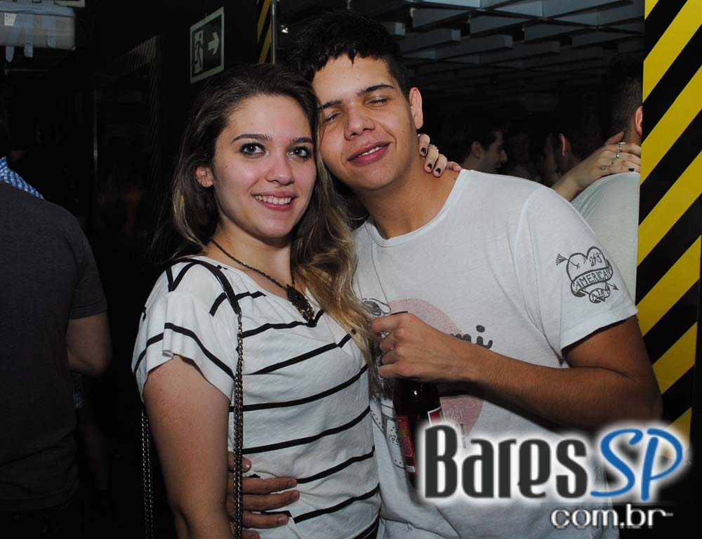 Festa College especial Férias em Acapulco com DJs convidados na balada Blitz Haus Festa College especial Férias em Acapulco com DJs convidados na balada Blitz Haus