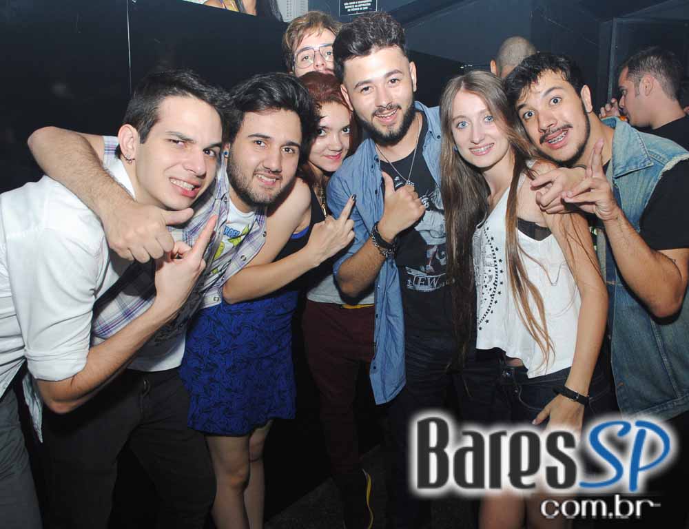 Festa College especial Férias em Acapulco com DJs convidados na balada Blitz Haus Festa College especial Férias em Acapulco com DJs convidados na balada Blitz Haus